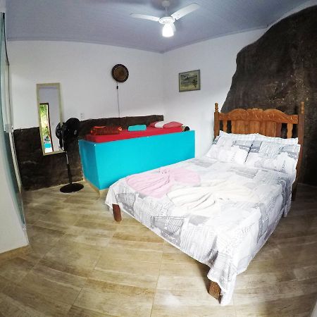 Suites Cantinho Da Pedra Abraão Exterior foto