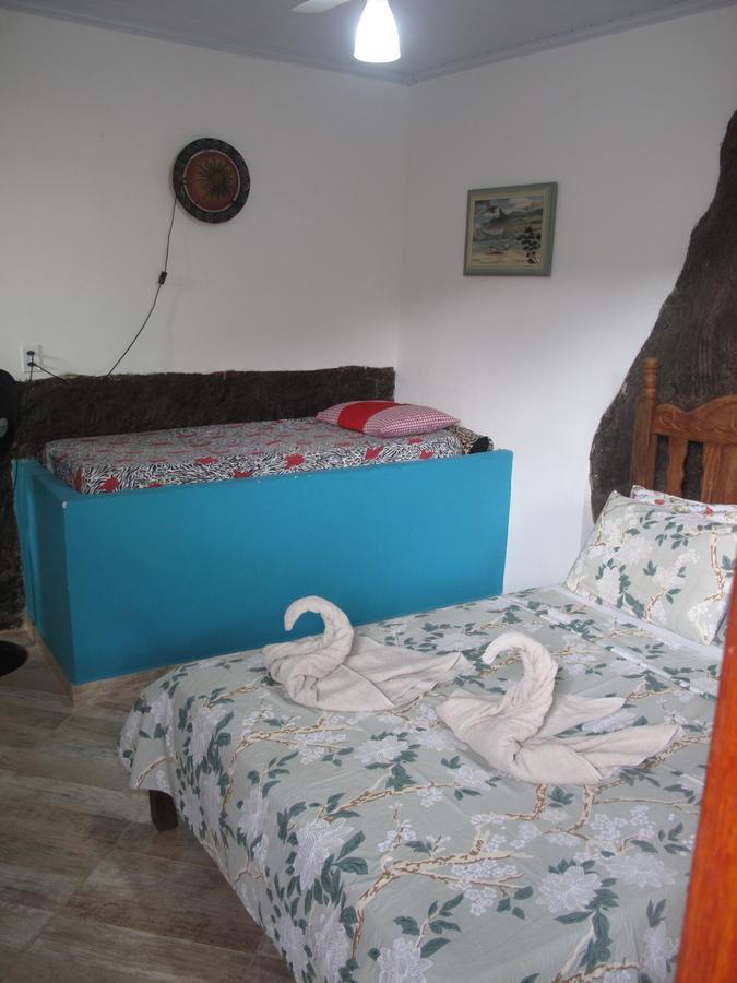 Suites Cantinho Da Pedra Abraão Exterior foto