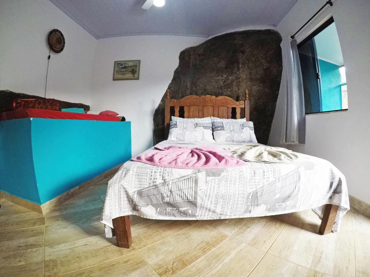 Suites Cantinho Da Pedra Abraão Exterior foto